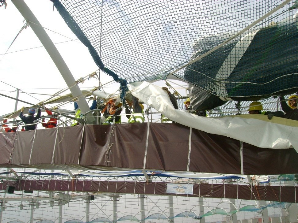 Liamanoliustadion bukarest26 972x729t5 ic