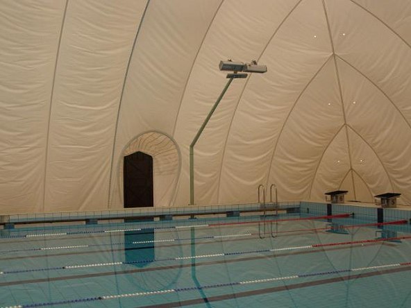 Uszodasator10 592x444t2 ic