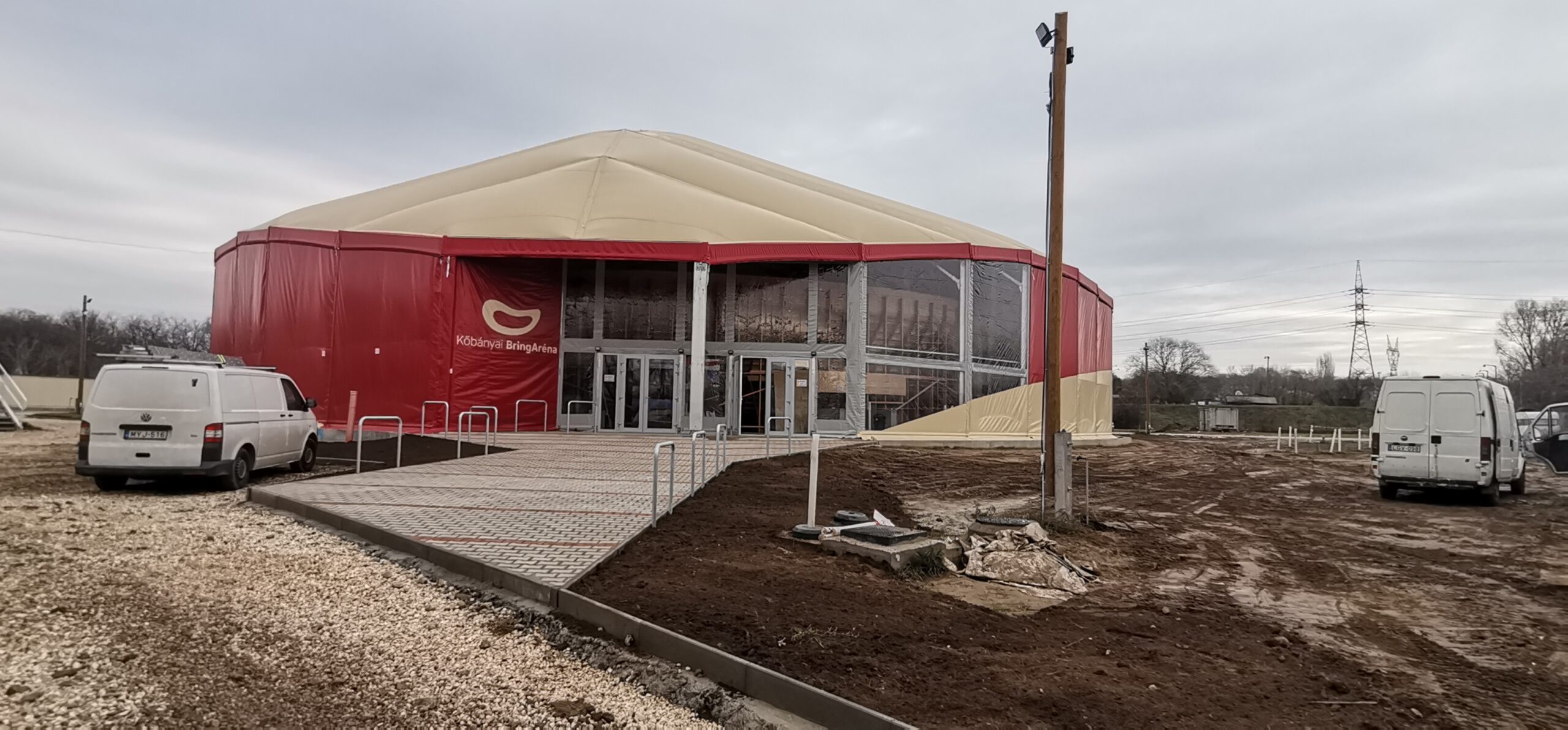 Bringaréna2